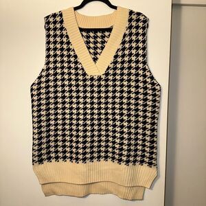 Women’s Houndstooth Cream Black V Neck Pullover Sweater Vest No Brand EUC
